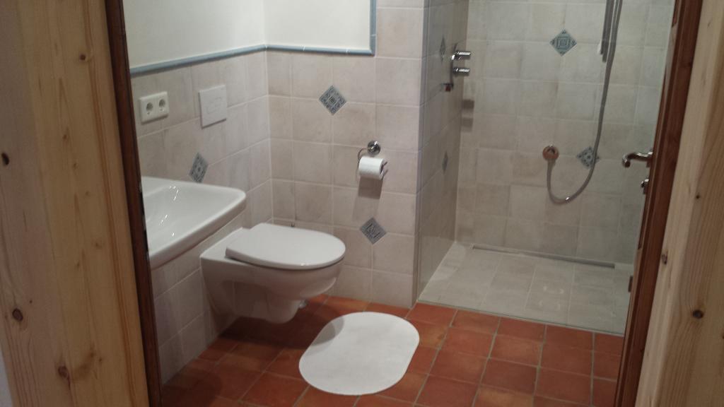 Exklusives Holzhaus Villa Burg  Rom bilde